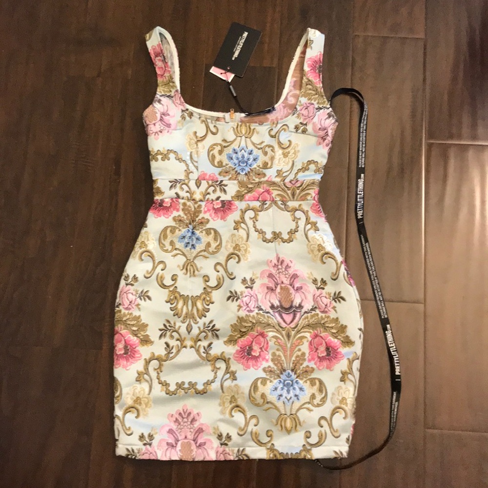 super cute patterned dress